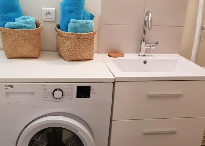 2 Pieces Centre Marais Apartman *